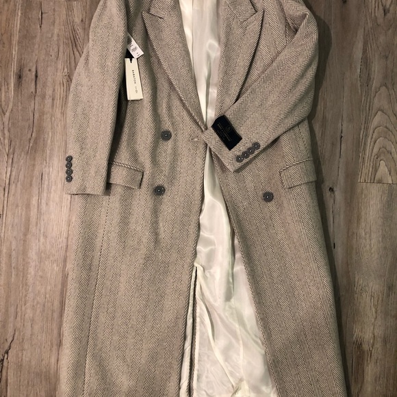 Aritzia wool and cashmere coat - BNWT - Picture 2 of 5